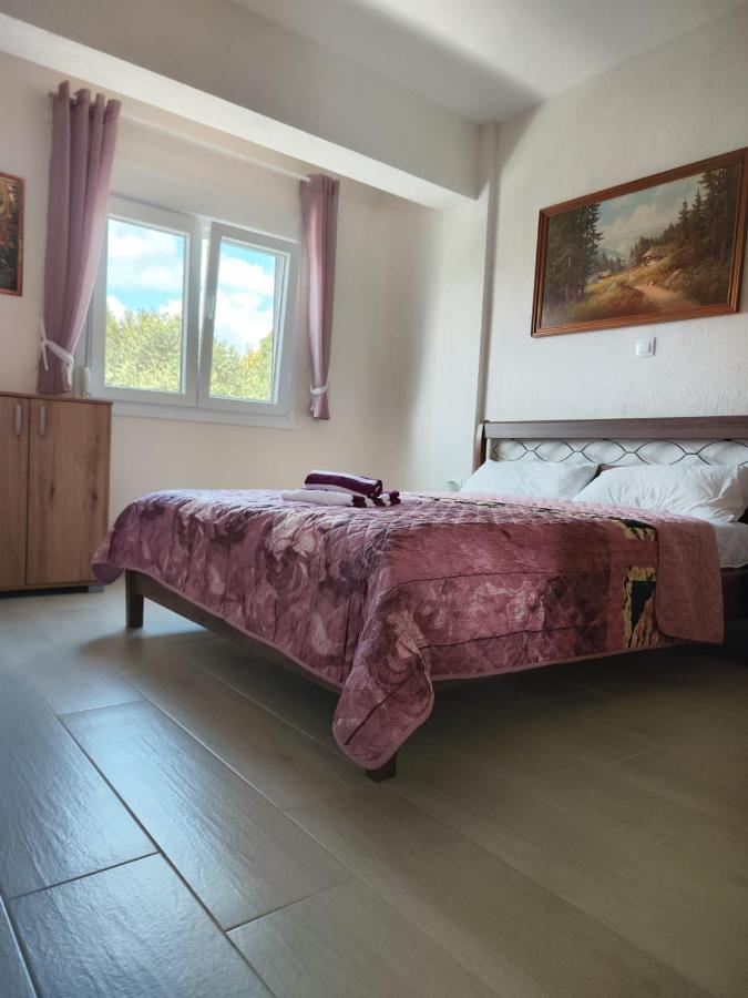 Lilli Deluxe Apartment Nikiti  Exteriör bild